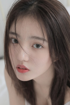 美丽的姑娘高清版在线观看