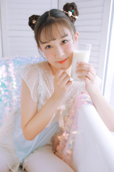 各种姿势被学长NP灌尿视频